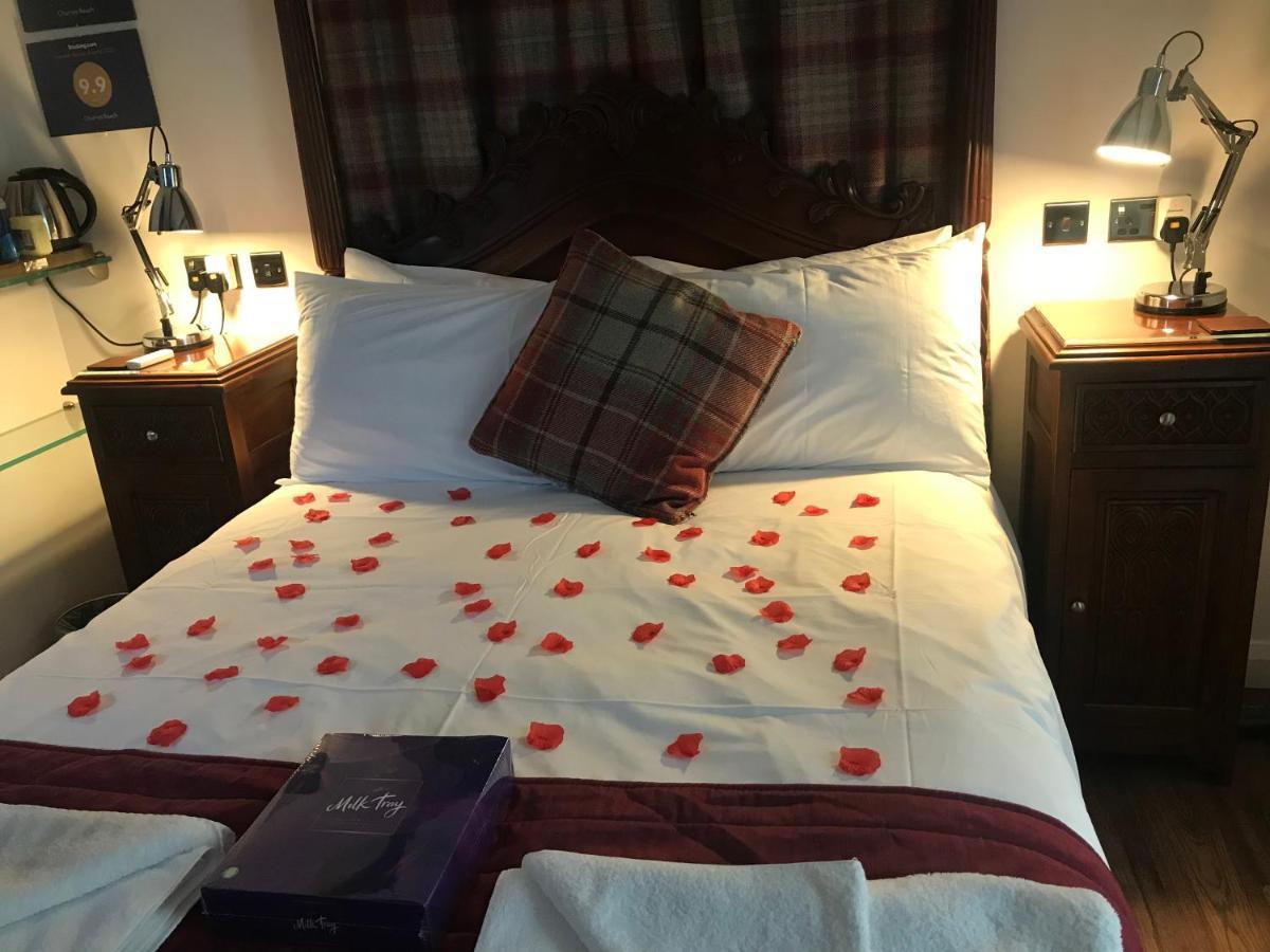 Hot Tub Hide Away Near Alton Towers Staffordshire Hotel Cheddleton ภายนอก รูปภาพ